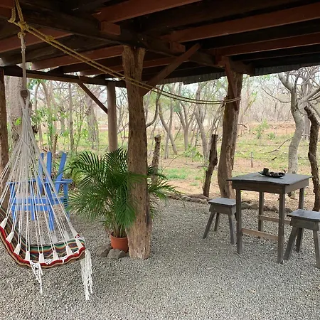 Nieves Surf Hostel And Camping
